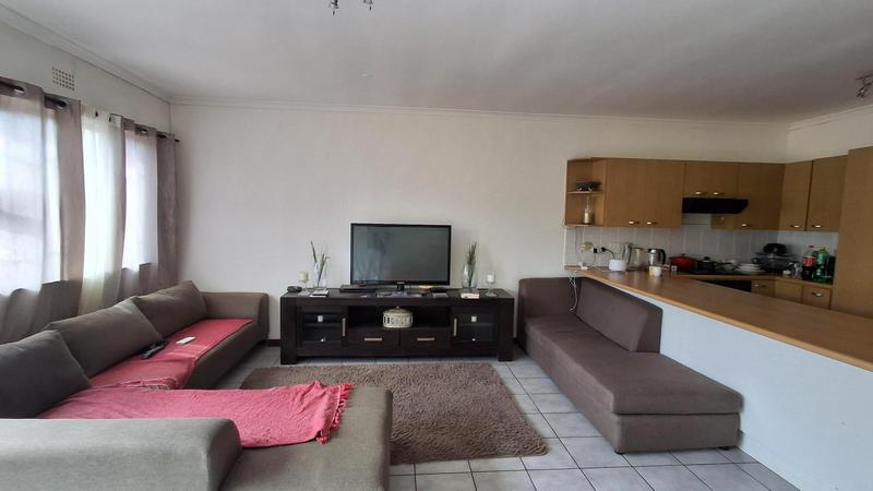 To Let 2 Bedroom Property for Rent in Silver Oaks Western Cape
